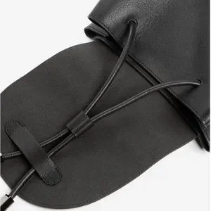 Everlane Petra Black Leather Drawstring Backpack Everlane | Bags | Everlane Italian Petra Leather Backpack  main image 2